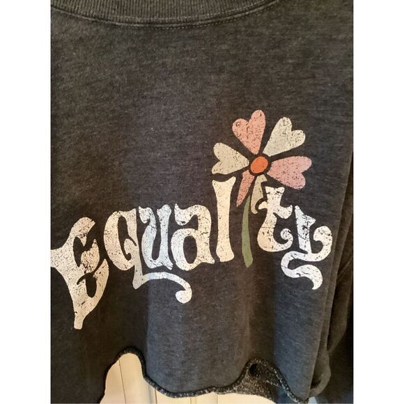 Zoe+Liv Mid-drift Equality Sweatshirt Sz XL Boho HIPPIE - Picture 3 of 7